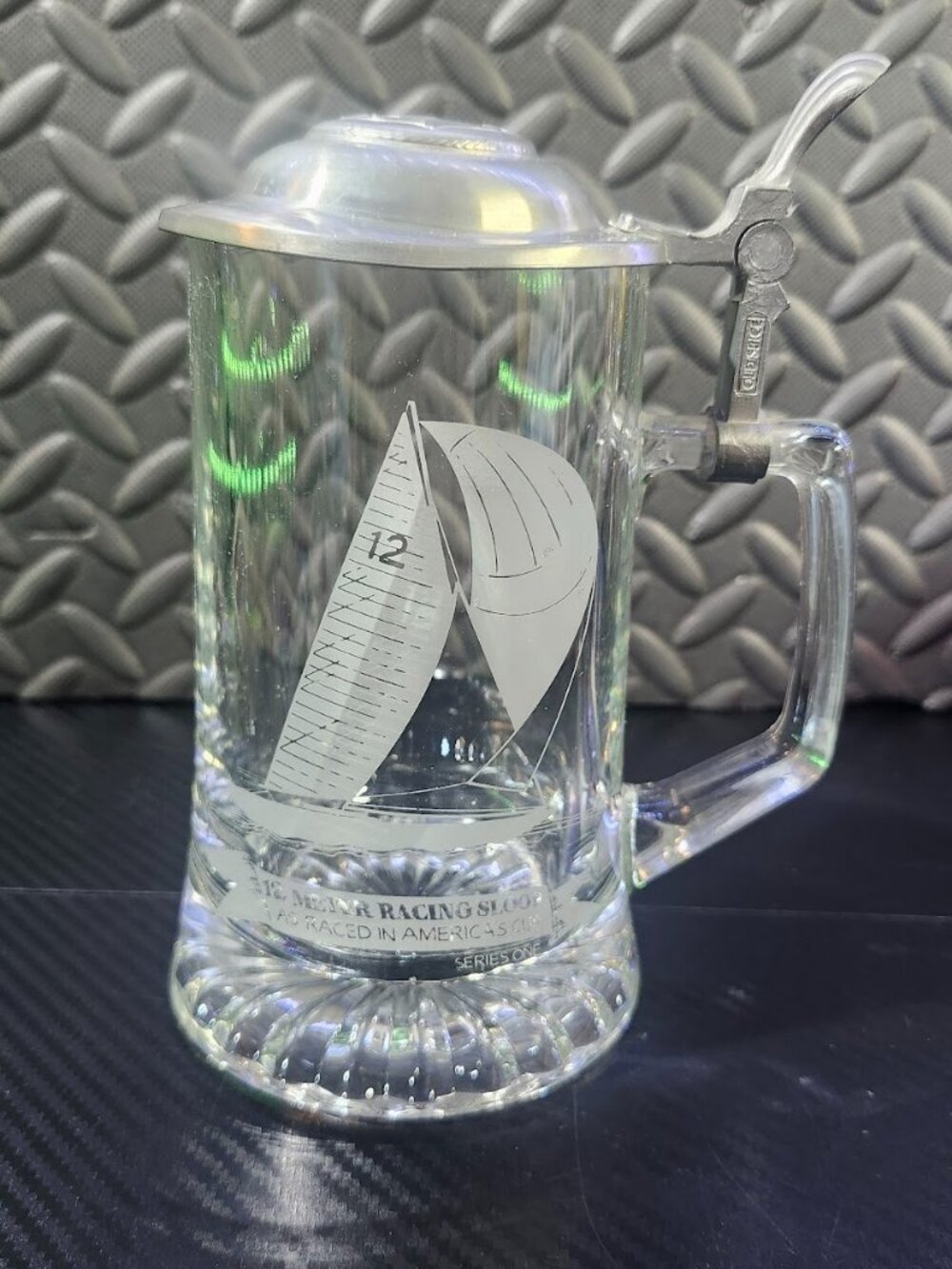 Old Spice America's Cup Etched Glass Beer Stein/Mug 12 Meter Racing Sloop